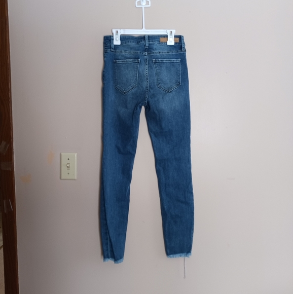 Cello Mid Rise Raw Hem Crop Skinny Jeans Womens Sz 5 - Picture 4 of 6